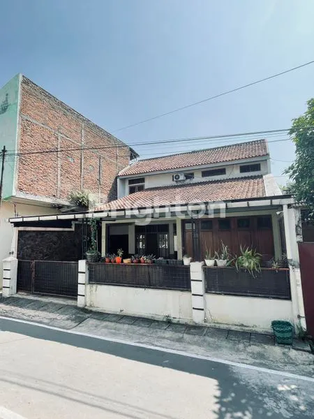 image RUMAH INDUK + 4 KAMAR KOS STRATEGIS DEKAT UMS COLOMADU (7)