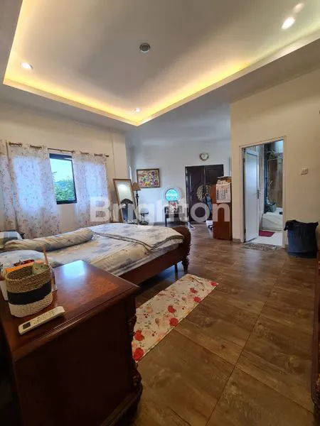 image RUMAH MEWAH 3 LANTAI DI BSD - DESAIN KLASIK MODERN EROPA (7)