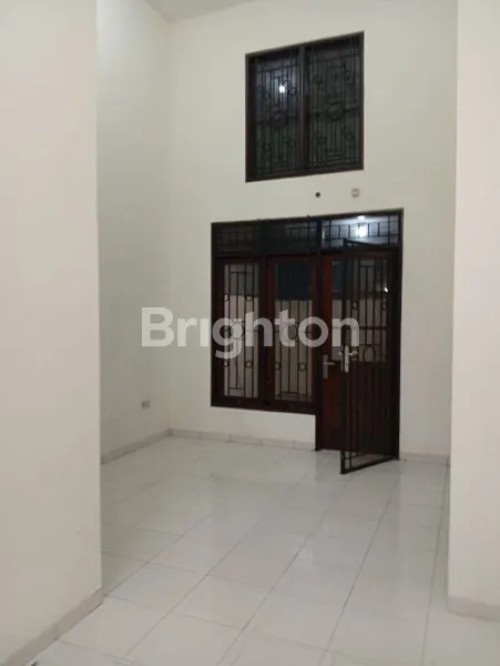 image RUMAH SIAP HUNI – KEMANG PRATAMA BEKASI  (4)