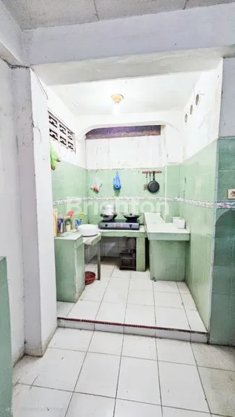 image RUMAH 2 LANTAI STRATEGIS DI PERINTIS KEMERDEKAAN MEDAN, SHM (4)