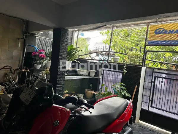 image RUMAH 2 1/2 LANTAI DI KAYU PUTIH RAWAMANGUN (3)