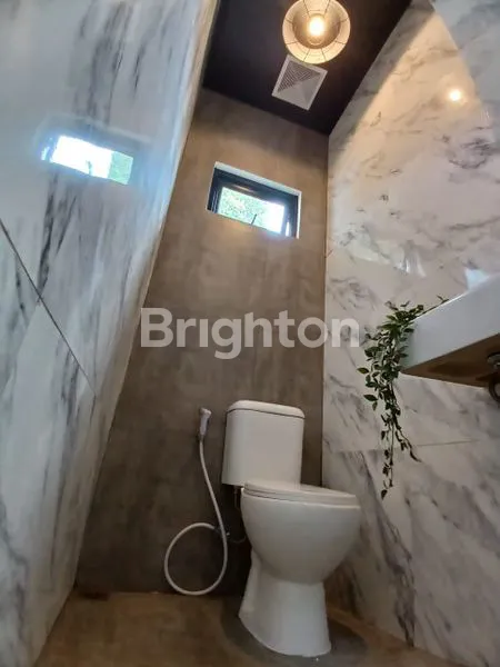 image TANPA RENOV LAGI HUNIAN INDUSTRIAL HOOK KARYA ARSITEK 140M² STRATEGIS DEKAT TOL & PASMOD BSD (4)