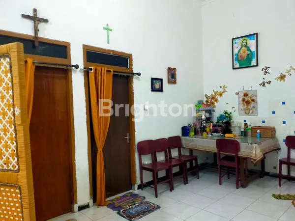 image RUMAH STRATEGIS TENGAH KOTA DEKAT TOL GAYAMSARI, BEBAS BANJIR (2)