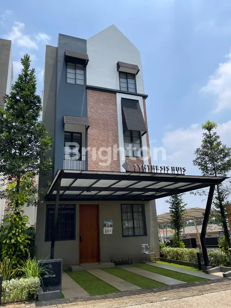 image RUMAH 3 LANTAI TYPE MATLIG DI SYNTHESIS HUIS CIJANTUNG JAKARTA TIMUR (1)