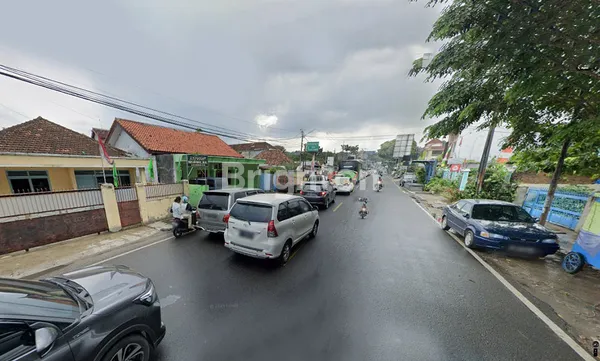 image GEDUNG KANTOR 900 M2 PUSAT KOTA JALAN WOLTER MONGINSIDI (2)