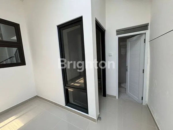 image HUNIAN PREMIUM 2 LANTAI POSISI HOOK DI KEDATON BSB (6)