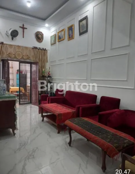 image RUMAH 2 TINGKAT DI MEDAN HELVETIA (2)
