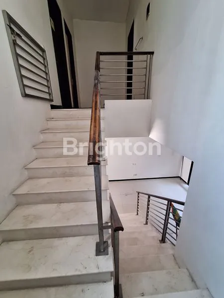 image DISEWAKAN RUMAH DI PANTAI MENTARI (2)