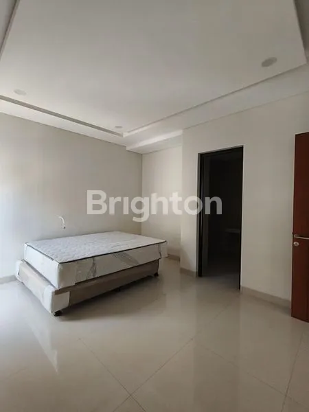 image RUMAH BARU+LIFT DI PALMERAH. BANGUNAN 4 LANTAI  (6)