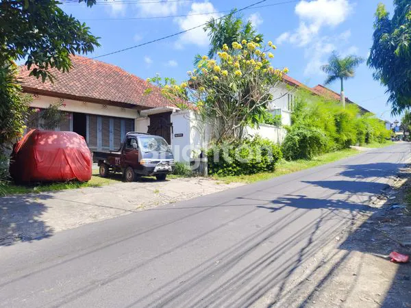 image VILLA MEWAH 5KT FULLY-FURNISHED DI UMALAS DENGAN KOLAM RENANG (4)