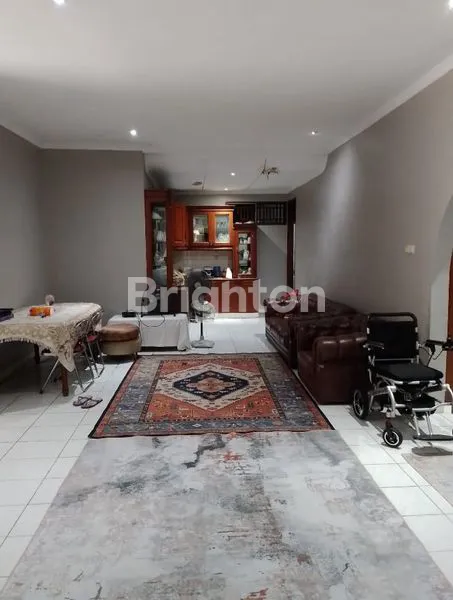 RUMAH SRENGSENG SIAP HUNI