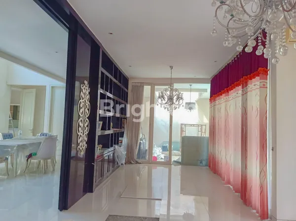 image RUMAH RAYA BOULEVARD PALM BEACH PAKUWON CITY (4)