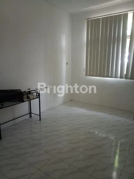 image RUMAH STRATEGIS 150M² DI SATELIT UTARA SIAP HUNI (4)