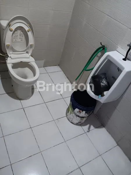 image TOKO STRATEGIS DI SUNSET ROAD KUTA, SIAP USAHA, 70M² (2)