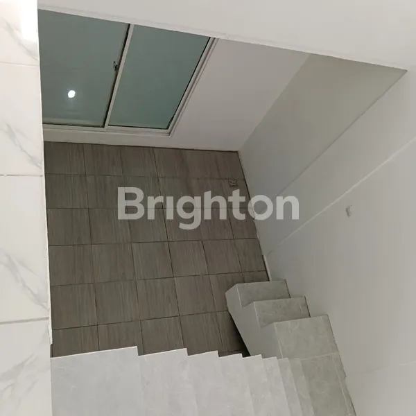 image RUMAH FRESH BARU RENOVASI 120M2 (6)