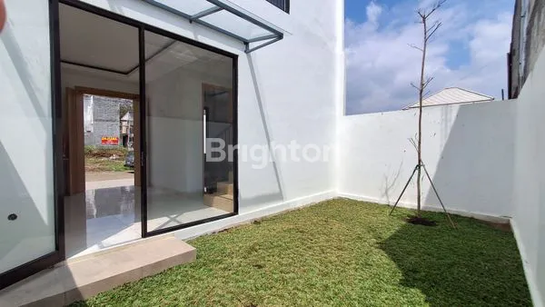 image RUMAH 2 LANTAI DEKAT EXIR TOL MALANG KOTA (3)