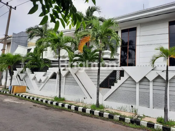 image RUMAH DI DHARMA HUSADA SURABAYA  BANGUNAN KOKOH (5)