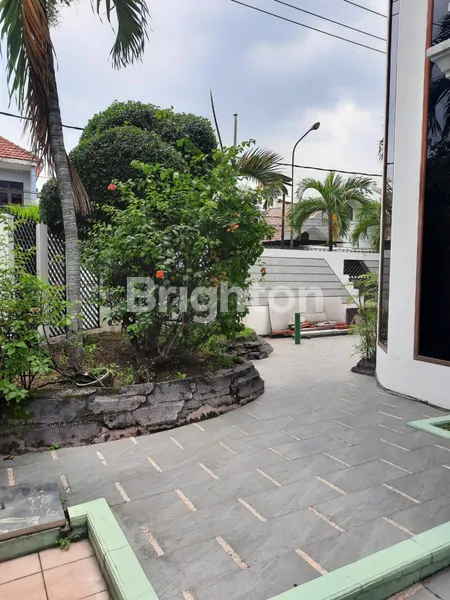 image RUMAH DI DHARMA HUSADA SURABAYA  BANGUNAN KOKOH (7)