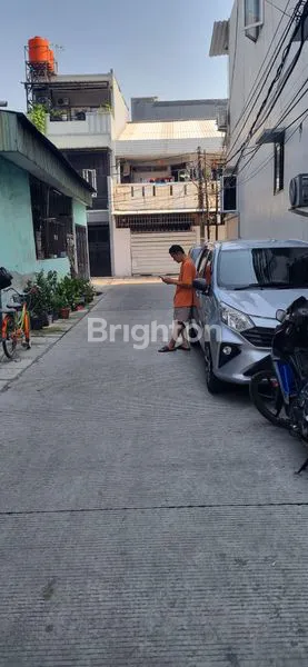 image RUKO BAGUS MURAH 3 LANTAI TELUK GONG (2)