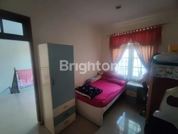 image RUMAH MEWAH 6KT 5KM DI KOTA WISATA CIBUBUR SHM (4)