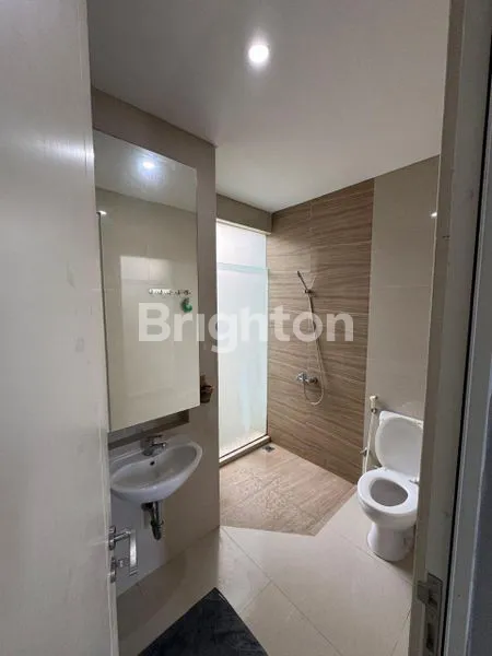 image RUMAH MEWAH 2 LANTAI FULLY FURNISHED DI GRAND ISLAND PAKUWON (3)