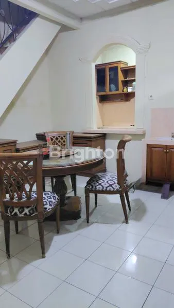 image RUMAH 2 LANTAI VIEW BANDUNG DI GRIYA BUKIT MAS CIKUTRA (2)