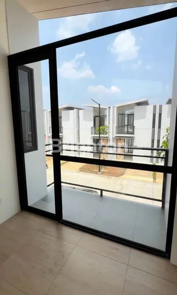 image RUMAH IDAMAN CENDANA ESSENCE DI LIPPO KARAWACI (5)