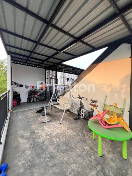 image HUNIAN NYAMAN 121M² DI HALTON PLACE DEKAT TERMINAL AMPLAS (6)