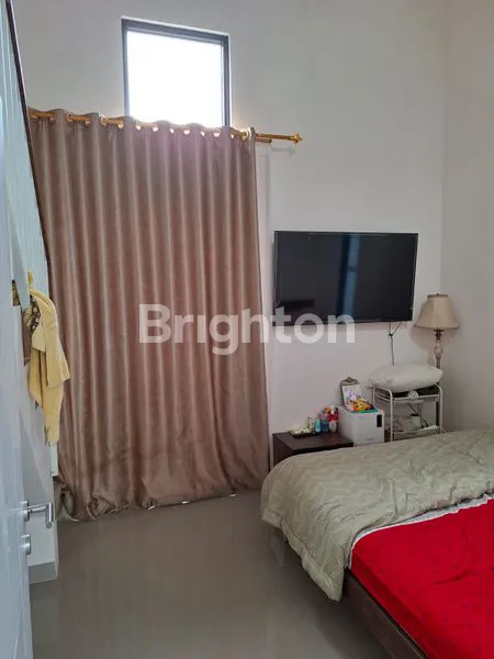 image RUMAH MODERN NAIRA RESIDENCE 2, VIEW DANAU, SHM DI BSD (4)