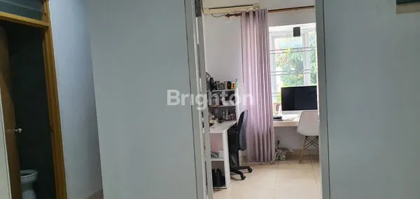 image RUMAH CANTIK SIAP HUNI DAN COCOK UNTUK INVESTASI DI KOTA WISATA (6)