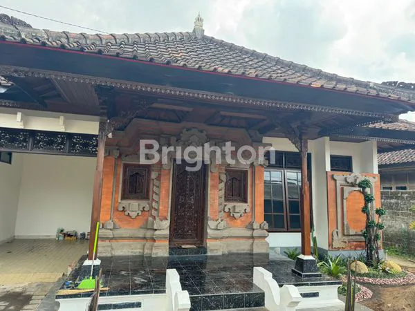 image  RUMAH DENGAN STYLE BALI SEMI FURNISHED (1)