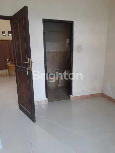 image RUMAH 2 LANTAI SIAP HUNI COCOK UNTUK RUMAH KELUARGA (6)