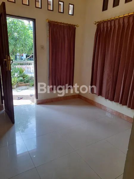 image RUMAH 2 LANTAI SIAP HUNI COCOK UNTUK RUMAH KELUARGA (2)