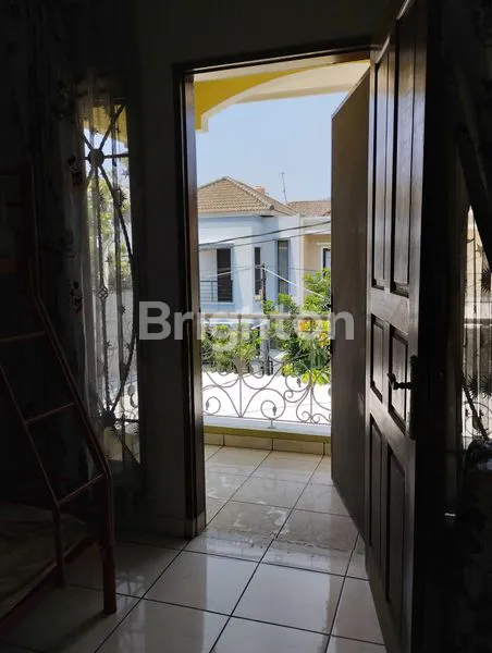 image DI JUAL RUMAH 2 LANTAI DI SEKTOR 1G GADING SERPONG  (5)