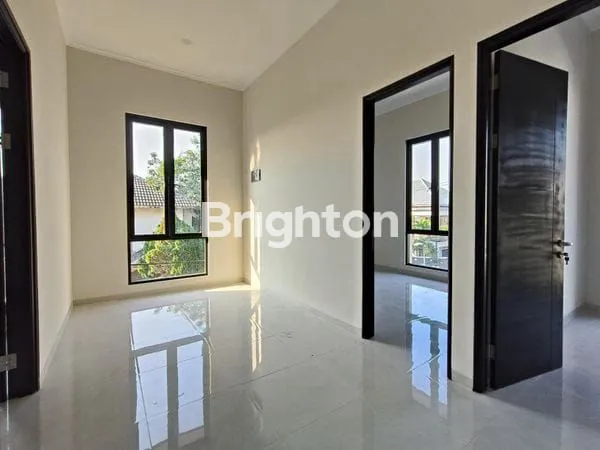 image RUMAH 2 LANTAI BARU GRESS NGINDEN INTAN (5)