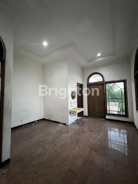 image RUMAH MEWAH MURAH SEPERTI DI SINETRON SIAP HUNI (8)