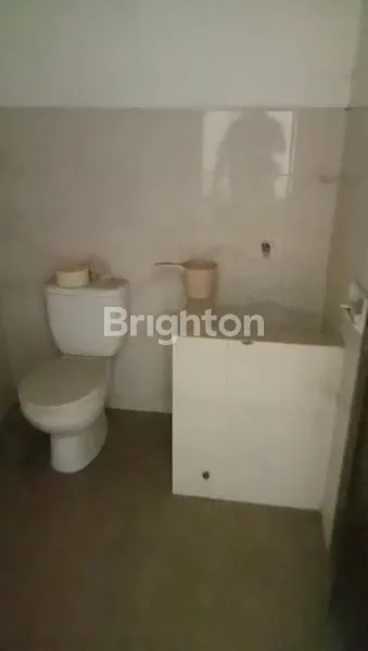 image RUMAH 2 LANTAI SIAP HUNI DI LINGKAR TIMUR SIDOARJO (3)