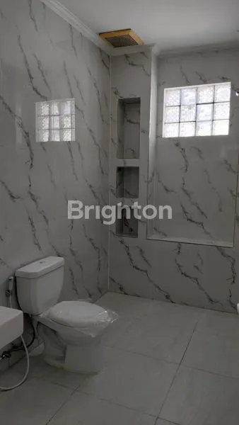 image LOKASI STRATEGIS TIDAK JAUH KE MALL LIVING WORLD, RUMAH 2 LANTAI SIAP HUNI DI DALAM CLUSTER KOTA WISATA, CIBUBUR, GUNUNG PUTRI, BOGOR, JAWA BARAT (6)