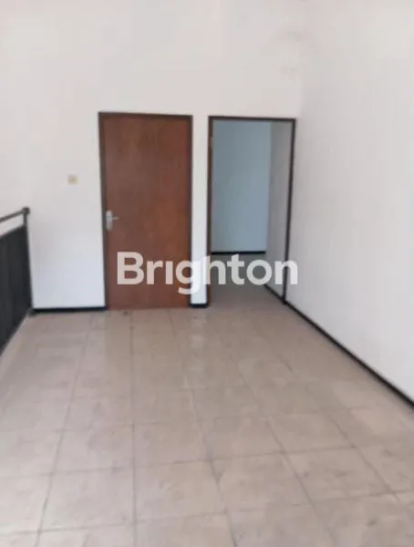 image RUMAH 2 LANTAI SIAP HUNI DI LINGKAR TIMUR SIDOARJO (7)