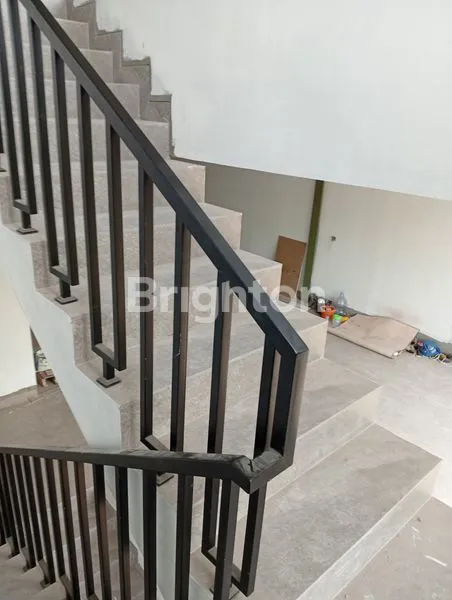 image DISEWAKAN RUKAN GUDANG 3 LANTAI (7)