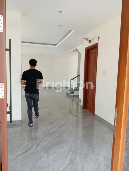 image DIJUAL RUMAH EXCLUSIVE CITRA 6 (2)
