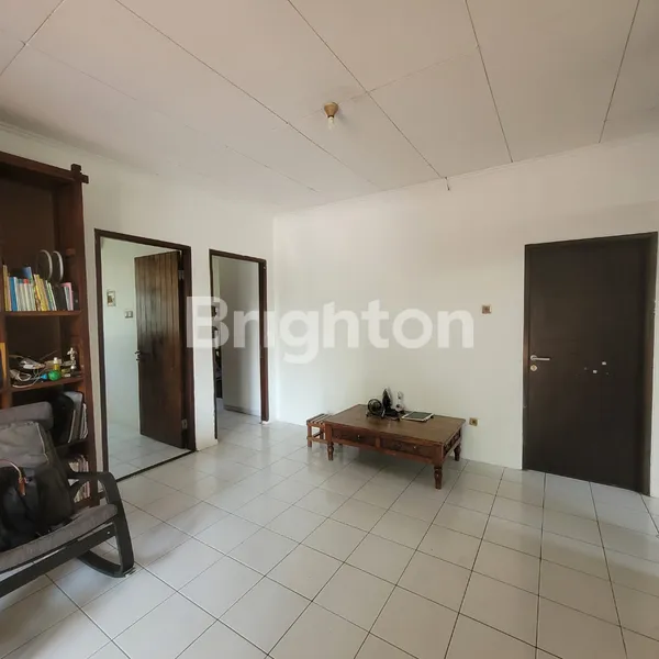 image RUMAH HOEK 3 KAMAR TIDUR DIJUAL MURAH DI SEKTOR 1C GADING SERPONG (4)