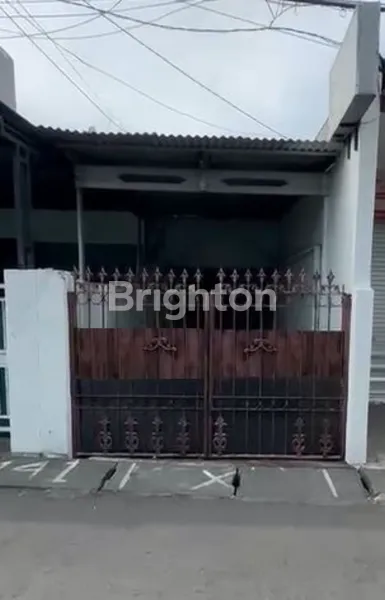 image RUMAH LOKASI STRATEGIS NOL JALAN RAYA SEMOLOWARU DEKAT KLAMPIS NGINDEN UNTAG MERR KEDUNG BARUK NGAGEL BRATANG RMI (1)