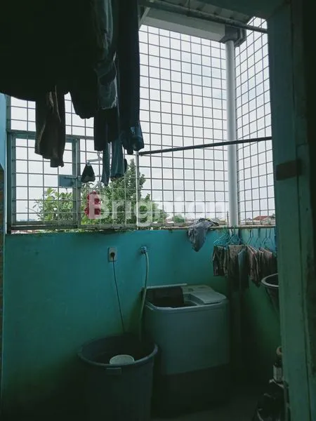 image DISEWAKAN RUMAH 2 LANTAI SIAP HUNI DI PASAR 5 TEMBUNG DEKAT SPBU DAN RSU (6)