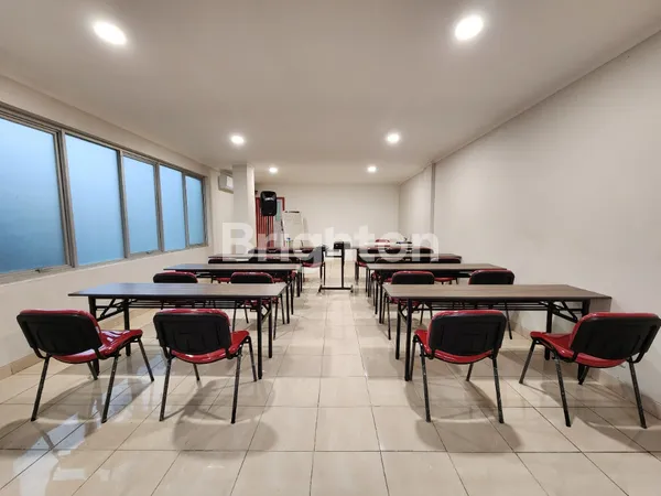 image RUKO HOOK BAGUS , EX KANTOR, 4 LANTAI DI KALIDERES, JAKARTA BARAT. GARASI 2 MOBIL. PARKIR GRATIS (3)