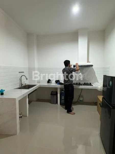 image RUMAH 2 LANTAI SEMI FURNISHED DI MAGNOLIA PARK, CIPONDOH, TANGERANG (4)