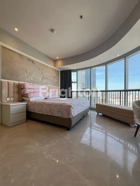 image APARTEMEN ONE ICON RESIDENCE CONNECT KE TUNJANGAN PLAZA MALL, LOKASI DI PUSAT KOTA SURABAYA   (2)