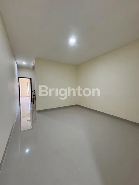 image RUMAH BARU 3,5LANTAI DURI KEPA ROW 3 MOBIL JAKARTA BARAT (4)