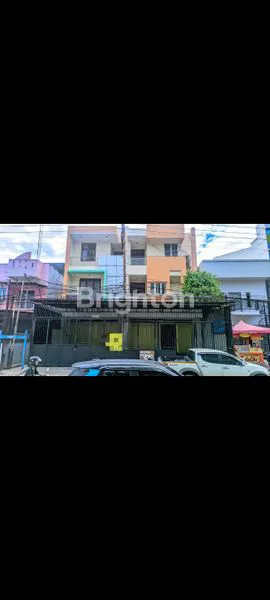 image RUKO PREMIUM 3 LANTAI STRATEGIS PINGGIR JALAN UTAMA SAMARINDA (1)
