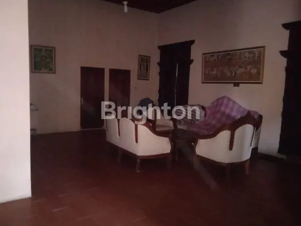 image RUMAH ANTIK 470M² JANTUNG KOTA CILACAP, 5KT 5KM, SHM (8)